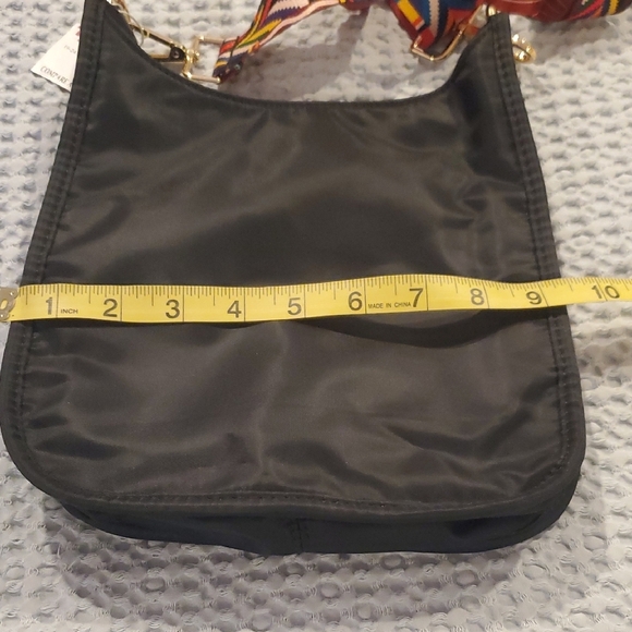 Stylish Black Bag with Multicolor Strap (30) - Picture 6 of 7